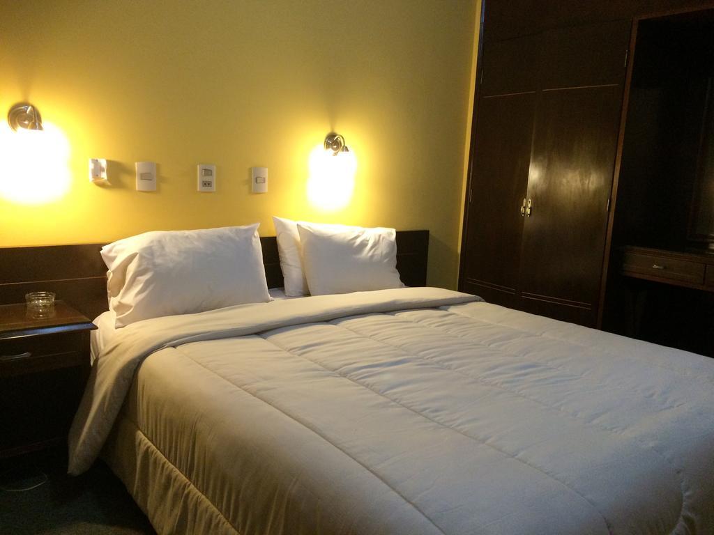 Hotel Manduvira Asunción Værelse billede