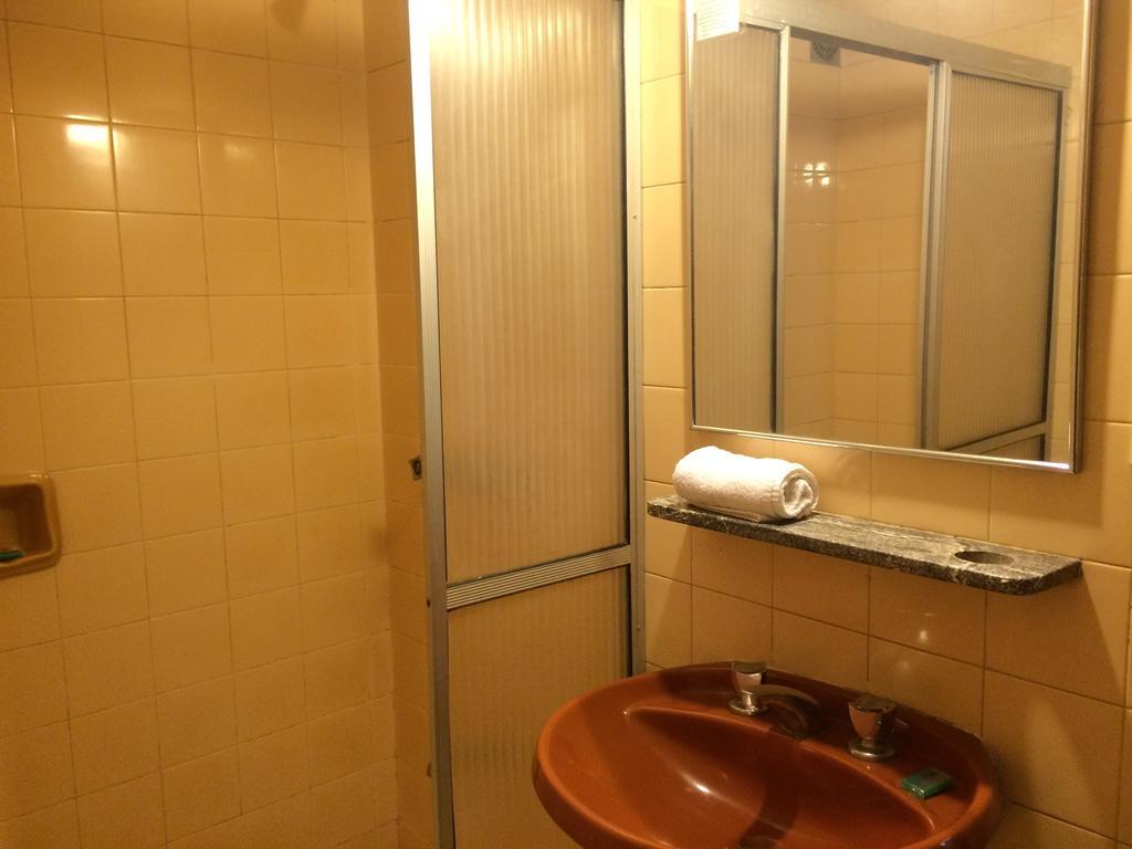 Hotel Manduvira Asunción Værelse billede